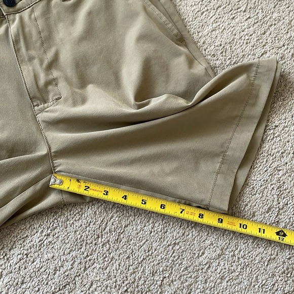 Banana Republic Men’s Comfort Flat Front Shorts 34 Khaki Tan 9’’ Inseam Casual - Picture 8 of 14